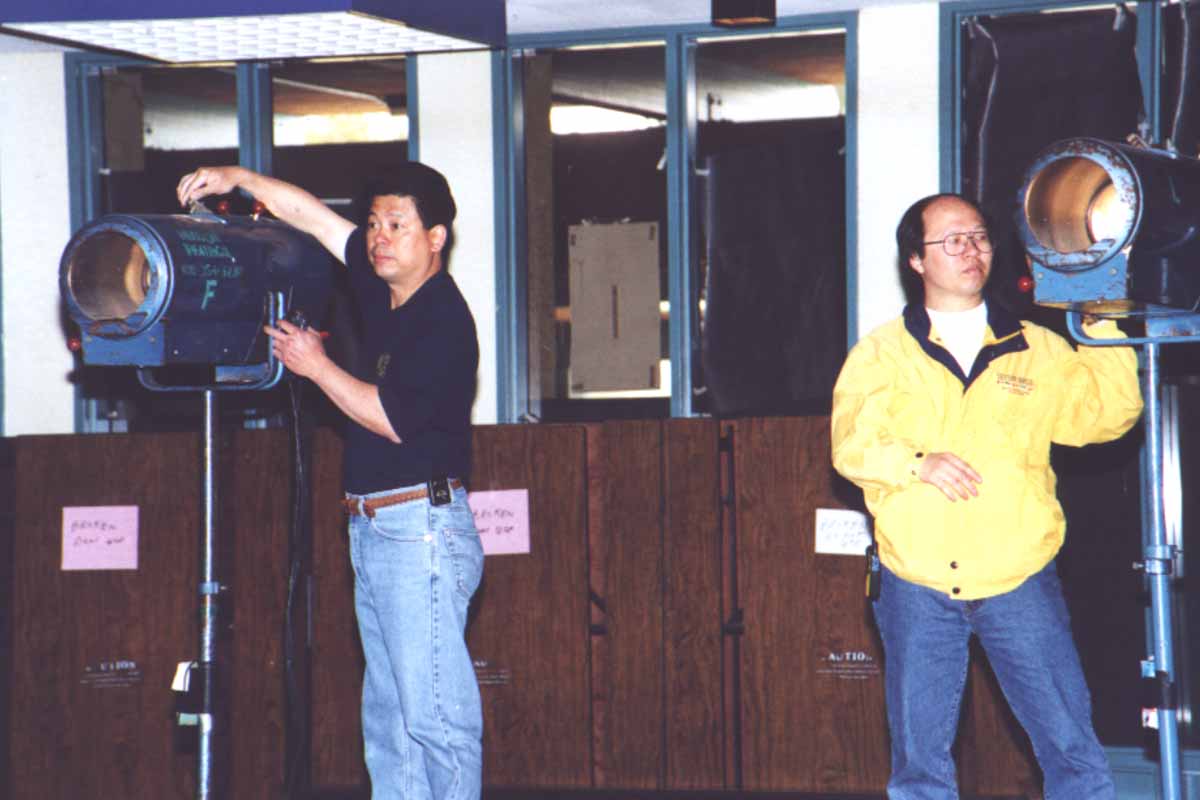 2000SP-rehearsal7.jpg - 41309 Bytes