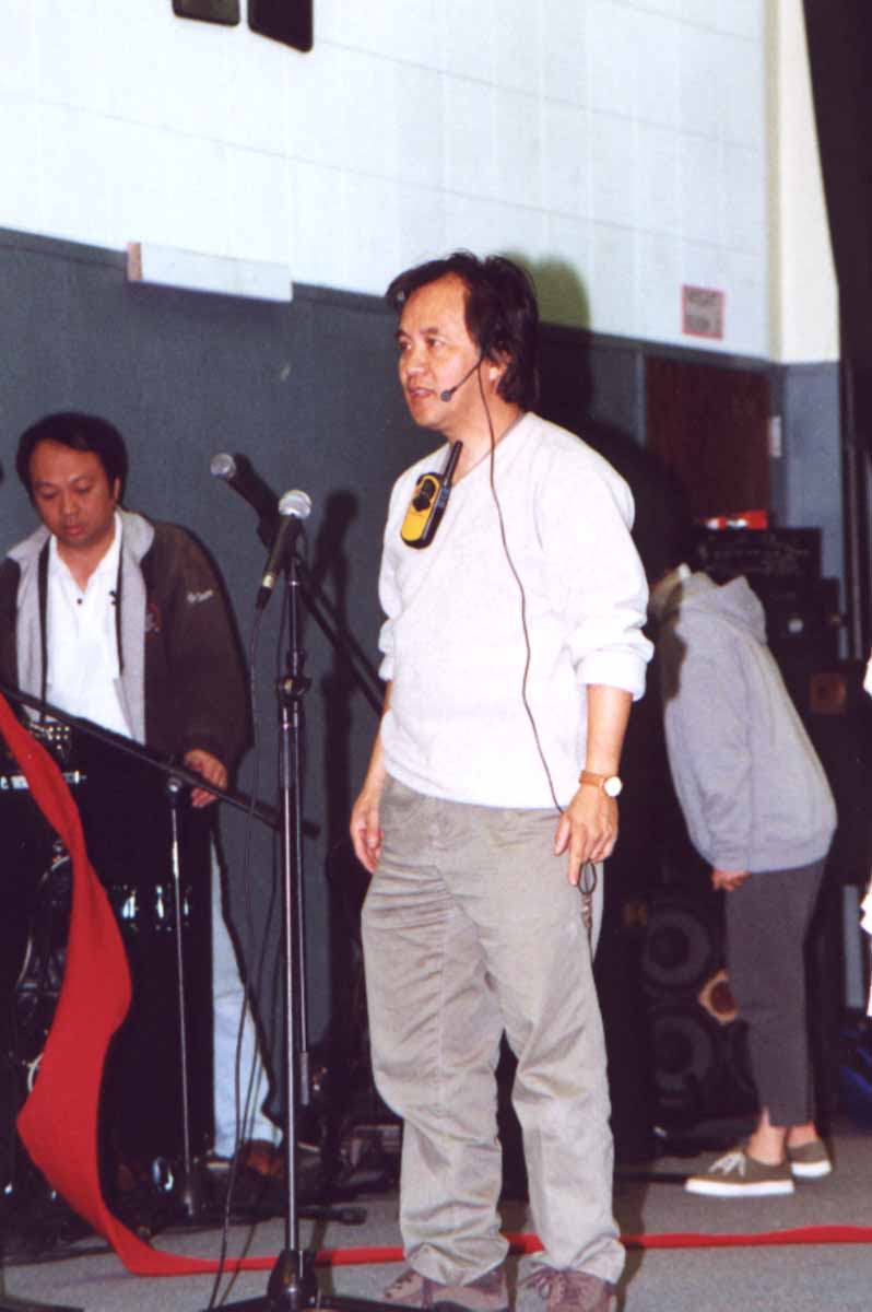 2000SP-rehearsal9.jpg - 41309 Bytes
